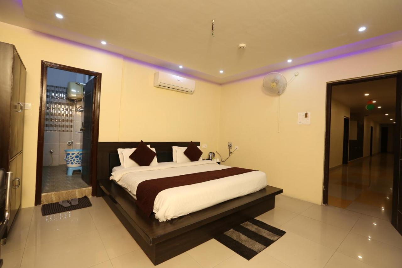 Hotel Nexus L Hotels In Charbagh Lucknow Exterior foto
