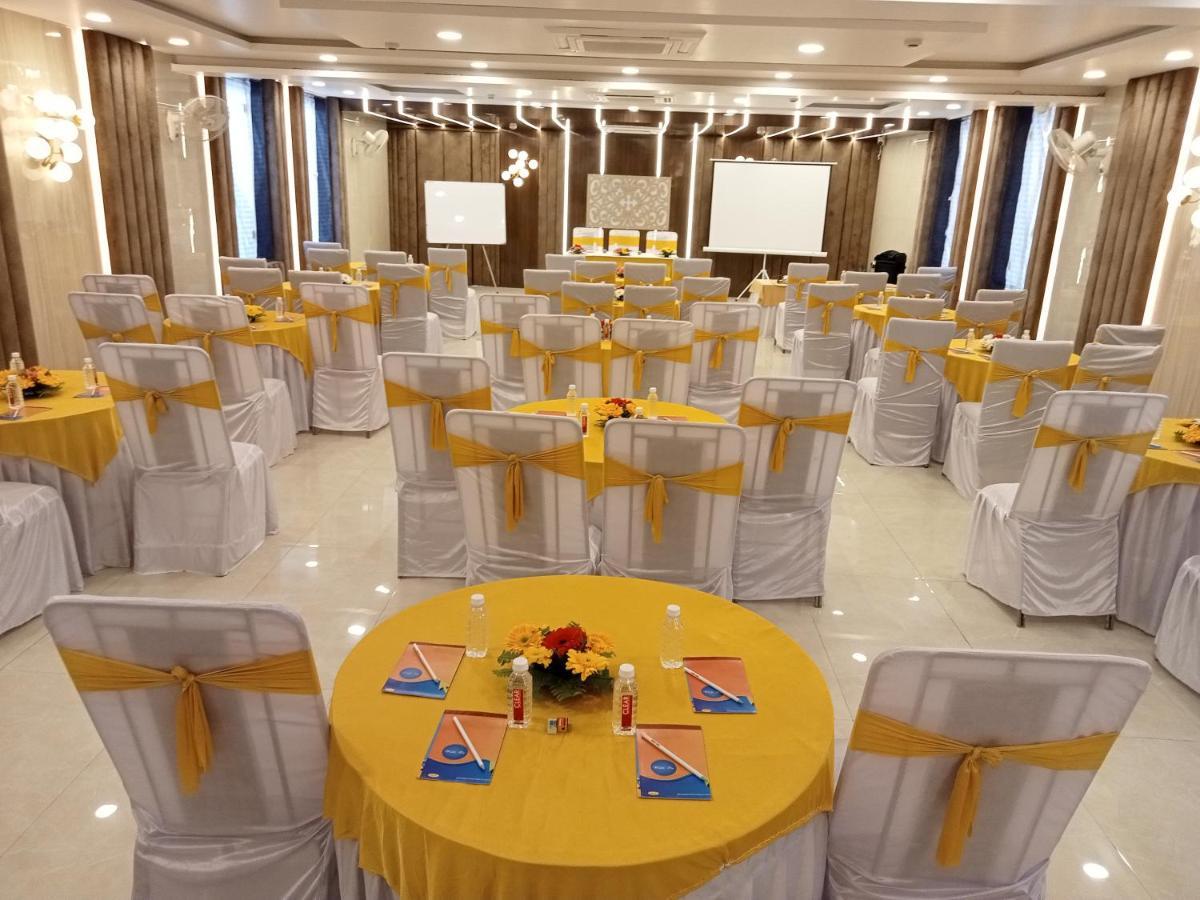 Hotel Nexus L Hotels In Charbagh Lucknow Exterior foto
