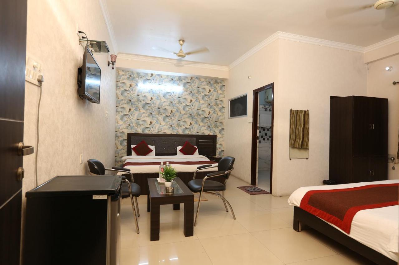 Hotel Nexus L Hotels In Charbagh Lucknow Exterior foto