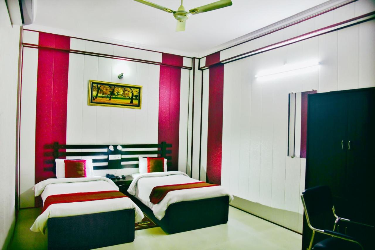 Hotel Nexus L Hotels In Charbagh Lucknow Exterior foto